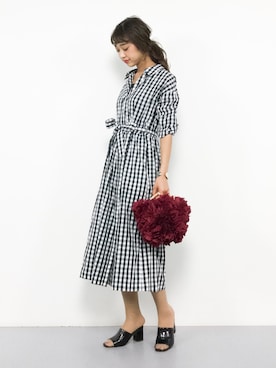「NATURAL BEAUTY BASIC（ナチュラルビューティーベーシック）のアイテム（シャツワンピース）」を使った、teraさん（レディース・164cm）の夏コーディネート