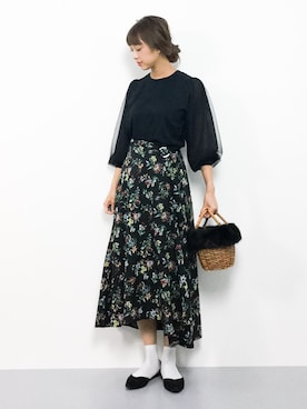 「SNIDEL（スナイデル）のエコファーアラログバッグ（かごバッグ）」を使った、teraさん（レディース・164cm）の夏コーディネート