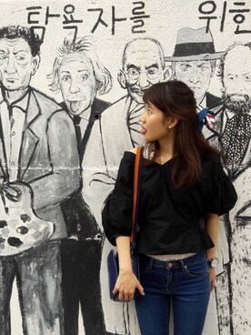 「travel」｜「アイテム（その他）」を使った、linaさん（レディース・157cm）の秋コーディネート