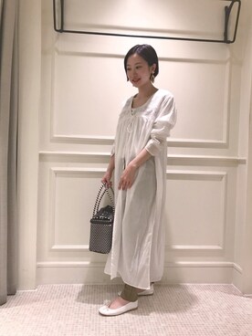 「NE QUITTEZ PAS!（ヌキテパ）のNE QUITTEZ PAS/レースコットンドレス（ワンピース、ホワイト系）」を使った、Aya Tanigawaさん（レディース・155cm）の春コーディネート