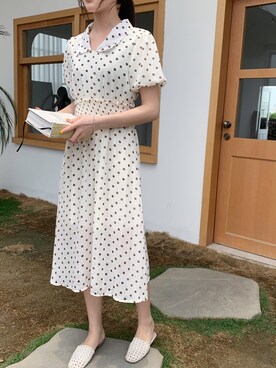 「DaFaのアイテム（スカート、ホワイト系）」を使った、小西さん（レディース）の春コーディネート