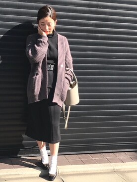 「COS（コス）のアイテム（アクセサリー）」を使った、RITSUさん（レディース・156cm）の秋コーディネート