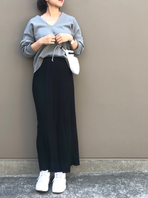 LANDWARDSRITSUさんの「(|)」を使ったコーディネート