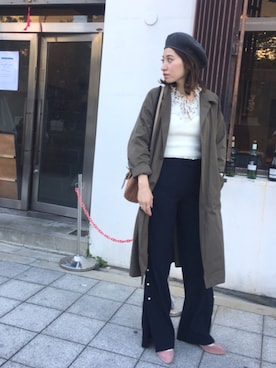 「titivate（ティティベイト）のアイテム（ステンカラーコート）」を使った、ヤマサキ サオリさん（レディース・169cm）の春コーディネート