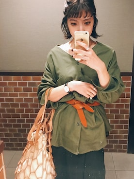 「資生堂インテグレートプレゼンツ 秋服×「#コク色シャドウ」でいい女になろうキャンペーン（シセイドウインテグレート）のアイテム」を使った、ヤマサキ サオリさん（レディース・169cm）の秋コーディネート
