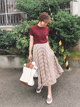 「H&M（エイチ・アンド・エム）のアイテム（スカート）」を使った、ヤマサキ サオリさん（レディース・169cm）の秋コーディネート