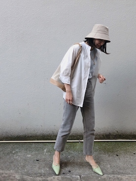 「machatt（マチャット）のアイテム（デニムパンツ）」を使った、ヤマサキ サオリさん（レディース・169cm）の春コーディネート