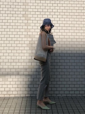 「machatt（マチャット）のアイテム（デニムパンツ）」を使った、ヤマサキ サオリさん（レディース・169cm）の夏コーディネート