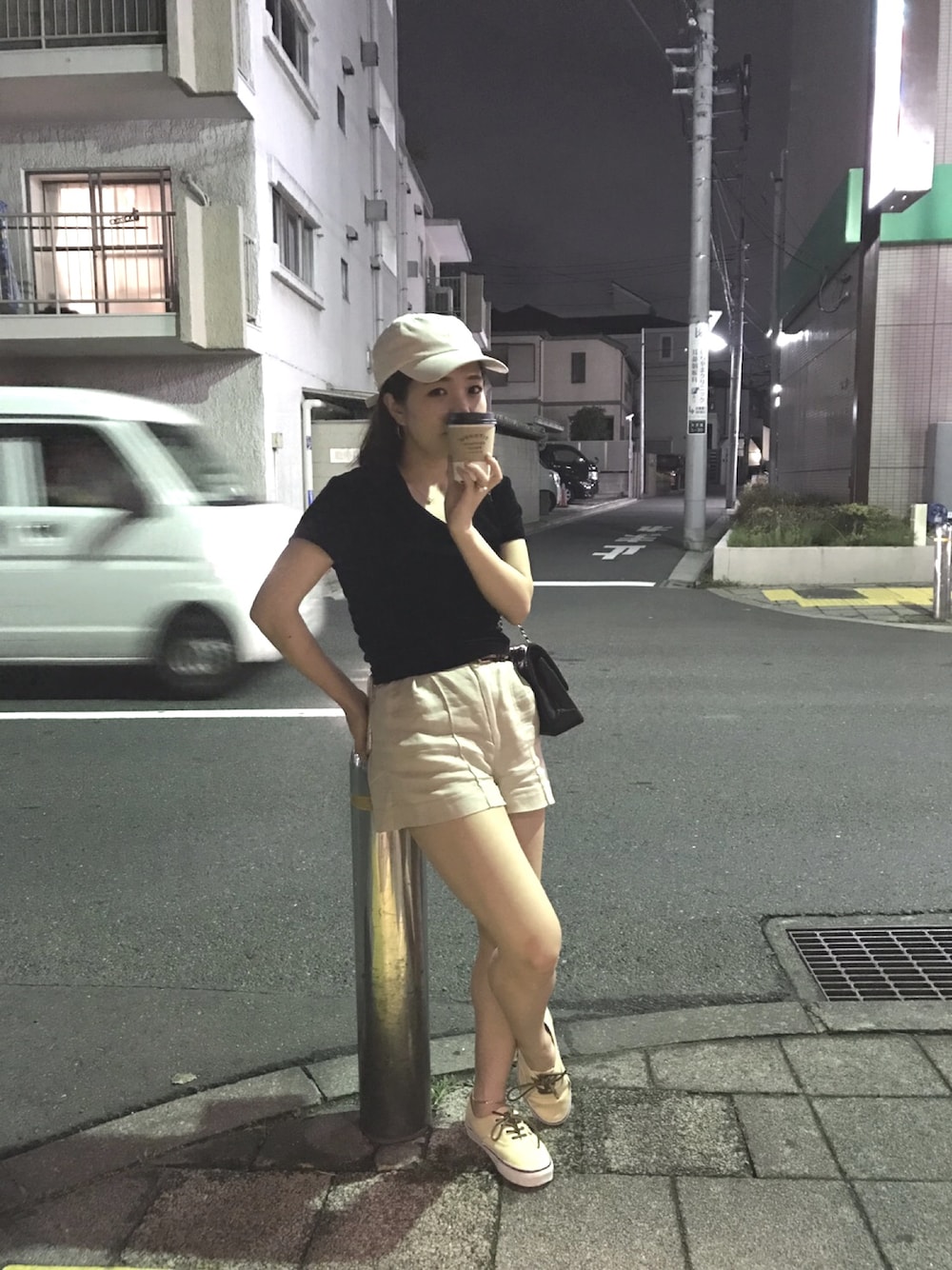 「CHANELのアイテム（ショルダーバッグ、ブラック系）」を使った、chiho.n☺︎さん（レディース・154cm）の夏コーディネートの1枚目の写真