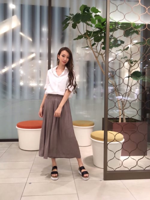 Carlotta����̂��̑��p���c�u�E�F�b�e�B�T�e���M���U�[�K�E�`���iNARACAMICIE�b�i���J�~�[�`�F�j�v���g�����R�[�f�B�l�[�g