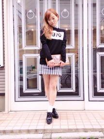 BELLA FREUD | ニット  BELLA FREUD

ワンピース  THOM BROWNE

シューズ   OPENING CEREMOMY

クラッチバッグ  Martin Margiela(ニット/セーター)