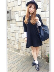 ZARA | ハット CA4LA

シャツ  CARVEN

ワンピース  ZARA

シューズ    TUBOUCHI HIROSHI(ワンピース)