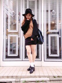 TOGA | ニット  TOGA

スカート  Alexander Wang

シューズ  OPENING CEREMONY

リュック  Ron Herman(ニット/セーター)