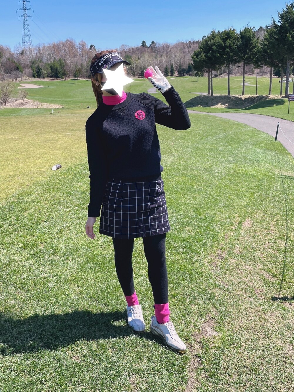 「ゴルフ、ゴルフウェア、ゴルフコーデ、ゴルフ女子」｜「FootJoyのアイテム（スニーカー、ホワイト系）」を使った、✭♡ayaka♡✭さん（レディース・156cm）の春コーディネートの1枚目の写真