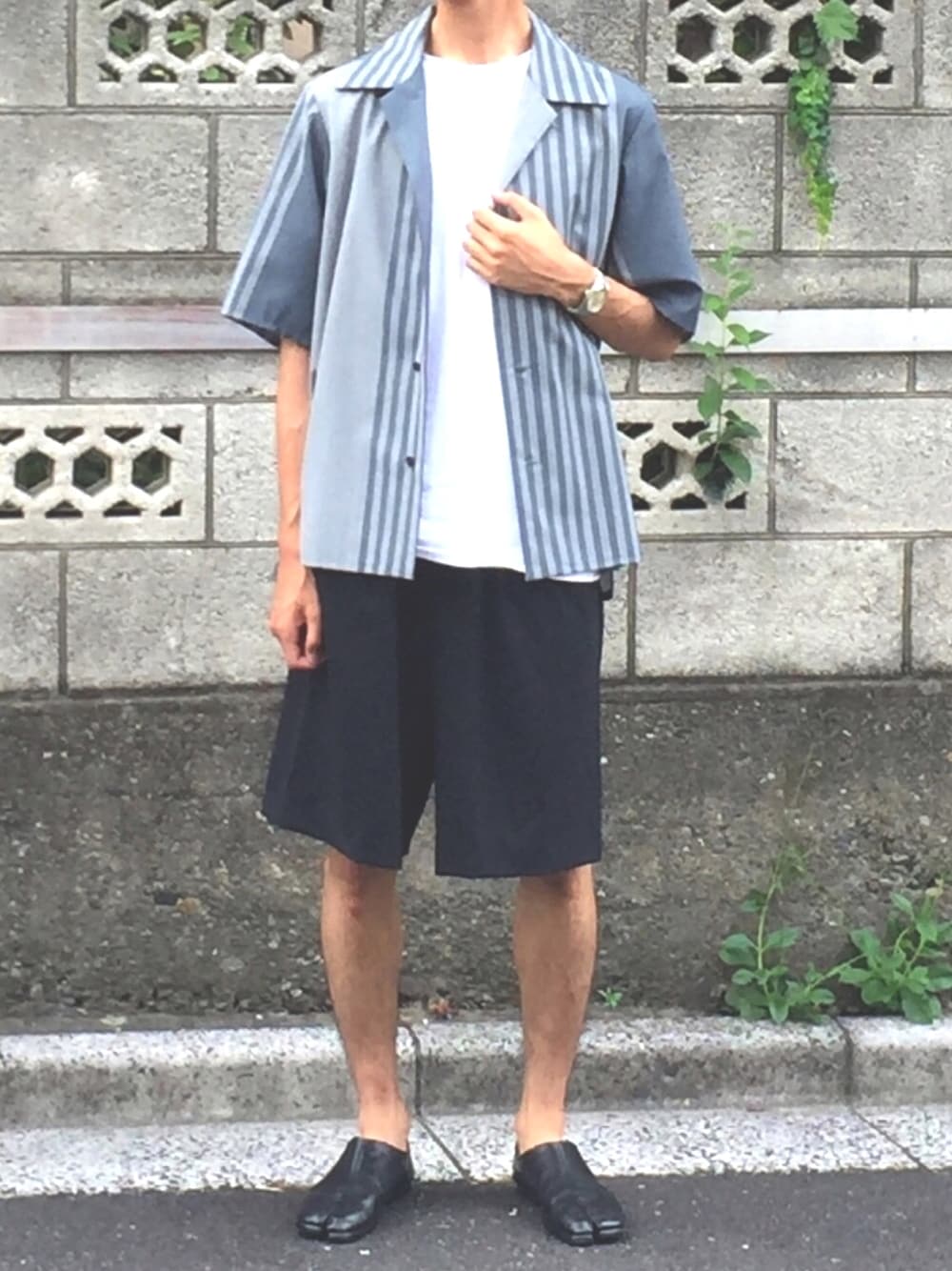「オープンカラーシャツ、開襟シャツ、ハーフパンツ、足袋、足袋ブーツ、ootd、outfit、おしゃれさんと繋がりたい、ストライプ」｜「ETHOSENSのアイテム（シャツ/ブラウス、ブルー系）」を使った、りゅう【相互】さん（メンズ・178cm）の夏コーディネートの1枚目の写真
