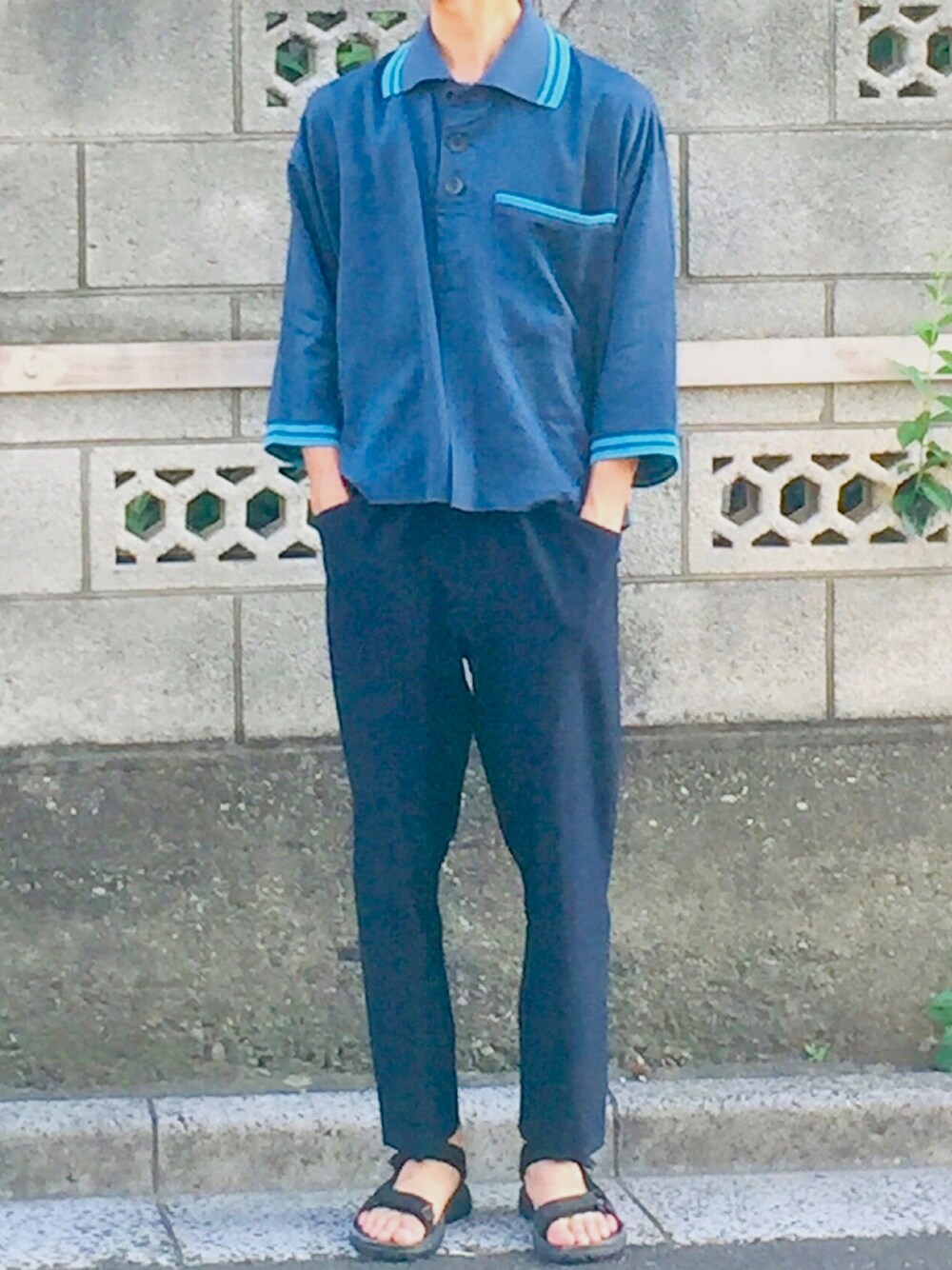 「RYOTAKASHIMA、sunsea、teva、おしゃれさんと繋がりたい、ootd、サンダル、ポロシャツ、スーパーナイスマテリアルゴッド、outfit」｜「RYO TAKASHIMAのアイテム（ポロシャツ、ブルー系）」を使った、りゅう【相互】さん（メンズ・178cm）の夏コーディネートの1枚目の写真