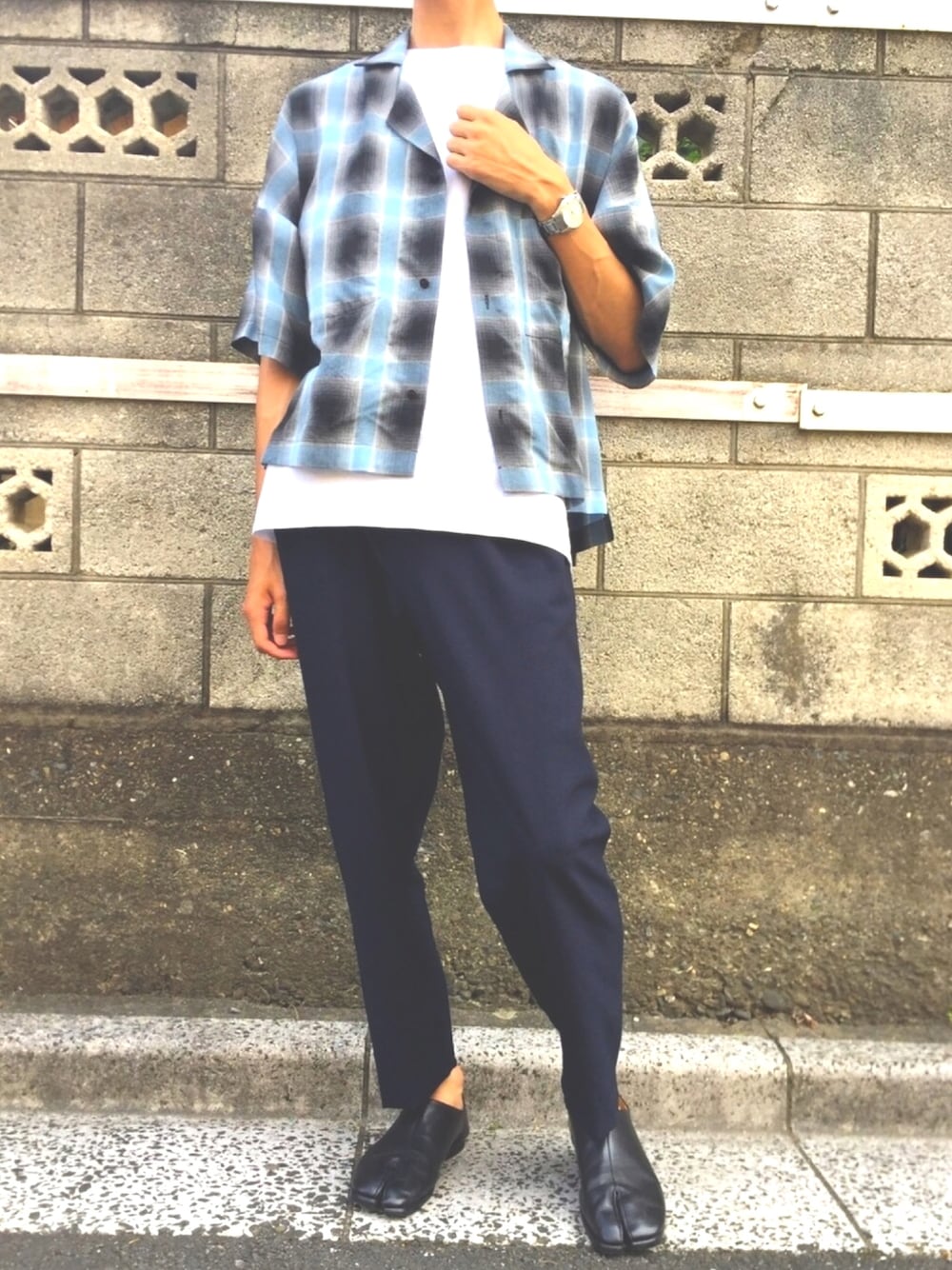 「夏、夏コーデ、開襟シャツ、オープンカラーシャツ、チェックシャツ、足袋、足袋ブーツ、ootd、outfit、おしゃれさんと繋がりたい」｜「ChampionのChampion Authentic T-SHIRTS/ チャンピオン コットン Tシャツ(1/2スリーブ)（Tシャツ/カットソー、ホワイト系）」を使った、りゅう【相互】さん（メンズ・178cm）の夏コーディネートの1枚目の写真