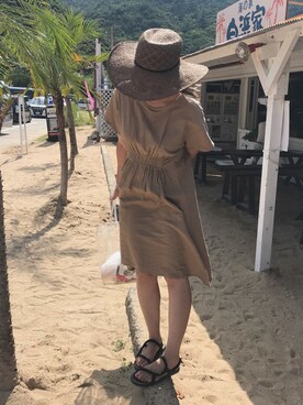 「アイテム（ハット）」を使った、モモコさん（レディース・165cm・20代）の夏コーディネート