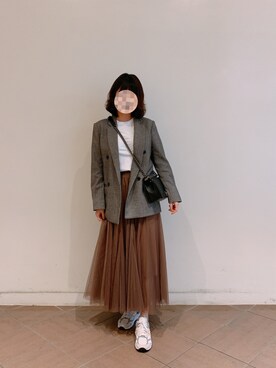 テーラードジャケットを使った ロングスカート の人気ファッションコーディネート 地域 台湾 Wear