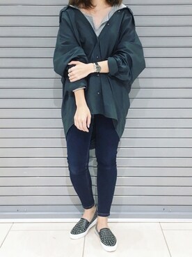 「JEANASIS（ジーナシス）のDENIMシルキースキニーパンツ/715842 （デニムパンツ）」を使った、AIKAさん（レディース・158cm）の秋コーディネート