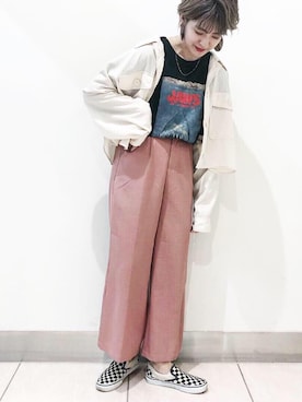 「アイテム（スリッポン）」を使った、AIKAさん（レディース・158cm・20代）の春コーディネート