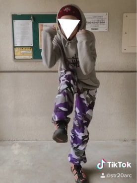 低姿勢さんのコーディネート