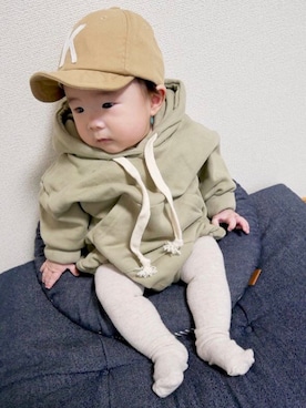 「アイテム（ロンパース、グリーン系）」を使った、KAI☺︎KAIさん（キッズ・70cm）の秋コーディネート