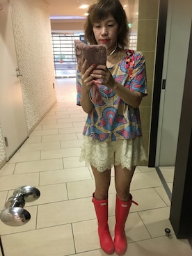 「スナイデル」｜「アイテム（PC・スマホグッズ/家電）」を使った、kahi さん（レディース・166cm）の秋コーディネート