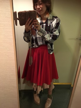 「ネイビー×ホワイト」｜「アイテム（その他シューズ）」を使った、kahi さん（レディース・166cm）の冬コーディネート