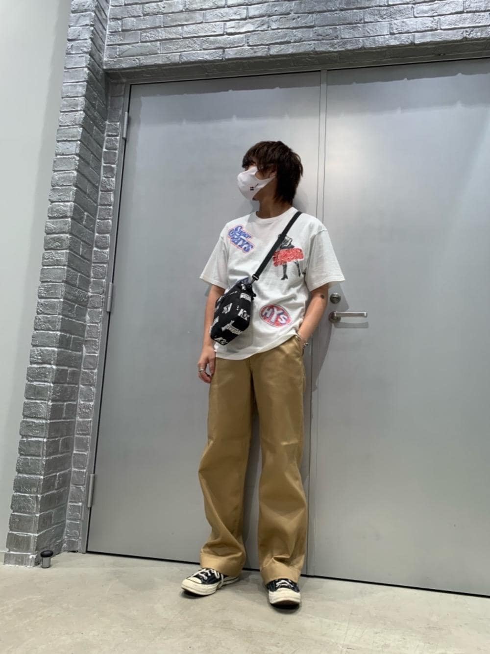 「Hysteric Glamour、ヒステリックグラマー、アメカジコーデ」｜「HYSTERIC GLAMOURのチノパン（チノパンツ、ベージュ系）」を使った、shuriさん（メンズ・167cm）の夏コーディネートの1枚目の写真