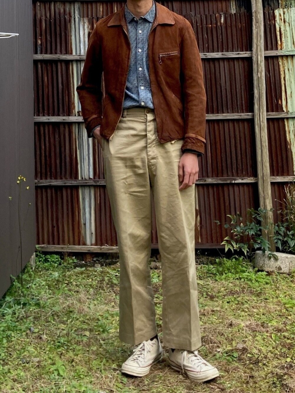 「vintage、スポーツジャケット」｜「VINTAGEの40s sports jacket（その他アウター、ブラウン系）」を使った、二軒茶屋さん（メンズ・178cm）の春コーディネートの1枚目の写真