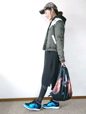 「H&M DIVIDED（エイチアンドエム　ディヴァイデッド）のアイテム（ブルゾン）」を使った、きいさん（レディース・157cm）の冬コーディネート