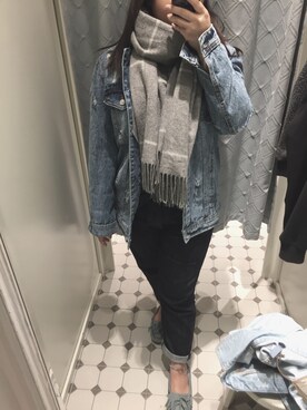 「stradivarius（ストラディバリウス）のアイテム（デニムジャケット）」を使った、Tsz Yan Tsangさん（レディース・153cm）の冬コーディネート