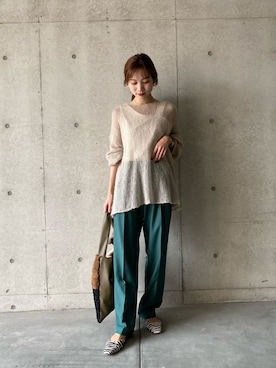 「CAPRICIEUX LE'MAGE（カプリシューレマージュ）のアイテム（ニット/セーター、ホワイト系）」を使った、yukiさん（レディース・162cm）の秋コーディネート