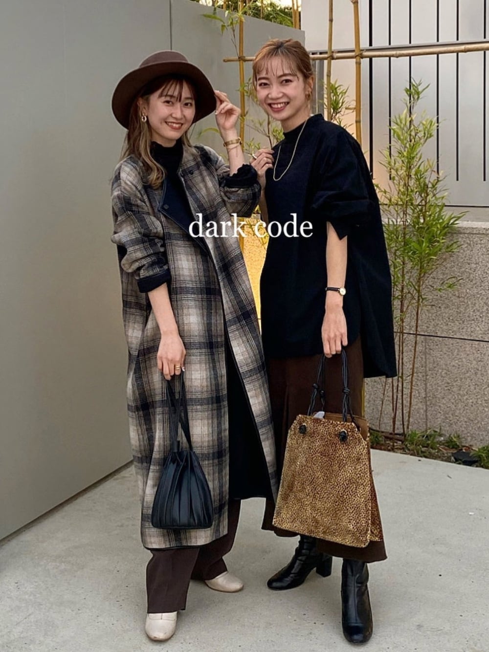 「秋コーデ、大人女子、ワントーンコーデ、お洒落さんとつながりたい、オーバーサイズ、ビックシルエット、ブラック、冬コーデ、チェック、ootd」｜「CAPRICIEUX LE'MAGEのキルトステッチシャツ（シャツ/ブラウス、ブラック系）」を使った、yukiさん（レディース・162cm）の秋コーディネートの1枚目の写真