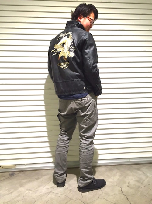 AVIREX COW VINTAGE SUKA JACKET 刺繍 XL AVIREX COW VINTAGE SUKA JACKET 刺繍L AVIREX（アヴィレックス）の