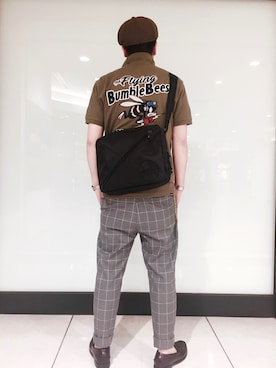 「Samsonite Red（サムソナイトレッド）のアイテム」を使った、WATARUさん（メンズ・178cm）の夏コーディネート