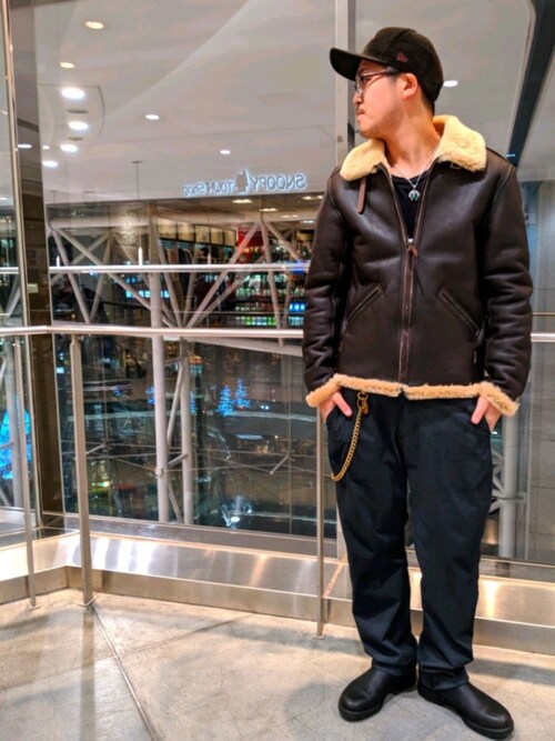 AVIREX 札幌WATARUさんのミリタリージャケットを使ったコーディネート