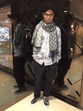 「common meets uncommon（コモンミーツアンコモン）のアイテム」を使った、Alan  Hoさん（メンズ・179cm）の冬コーディネート