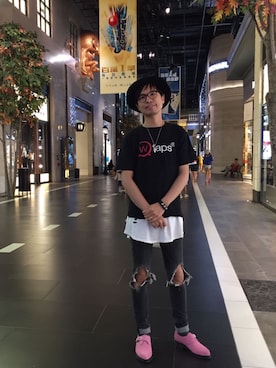 「TOPMAN（トップマン）のアイテム（帽子）」を使った、Alan  Hoさん（メンズ・179cm）の夏コーディネート