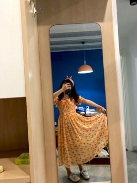 「CHARLES & KEITH（チャールズ & キース）のアイテム（シューズ、ベージュ系）」を使った、piuoさん（レディース）の夏コーディネート