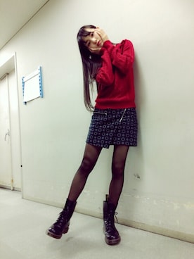 飯窪春菜さんの「Dr.Martens ドクターマーチン 1490 DMC BLACK SMOOTH 10ホールブーツ 11857001 BLACK」を使ったコーディネート