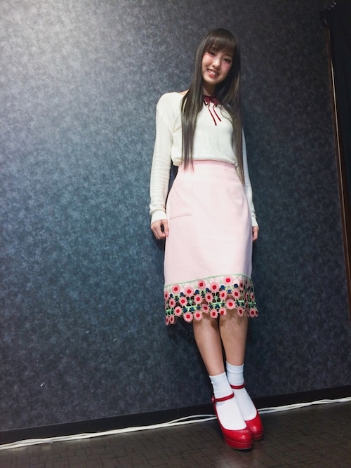 「お花ペンシルスカート(merry jenny)」使用飯窪春菜的搭配