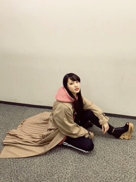 「Jeffrey Campbell（ジェフリーキャンベル）のアイテム（シューズ）」を使った、飯窪春菜さん（レディース・160cm）の春コーディネート