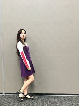 「JEANASIS（ジーナシス）のアイテム（サンダル）」を使った、飯窪春菜さん（レディース・160cm）の夏コーディネート