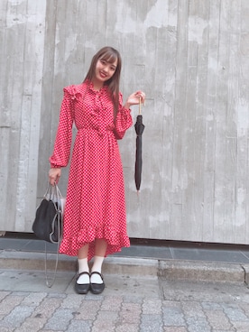 「SVEC（シュベック）のカンフーシューズ kung fu Shoes / ストラップパンプス（バレエシューズ）」を使った、飯窪春菜さん（レディース・162cm）の春コーディネート