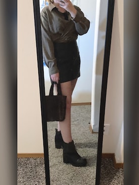 「skirt」｜「アイテム（ブーツ）」を使った、Jessicaさん（レディース・163cm）の秋コーディネート