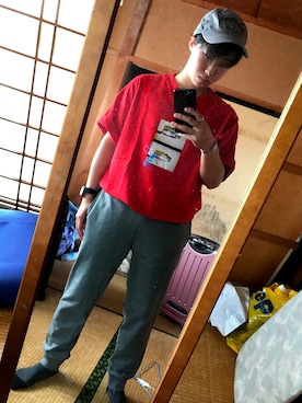 「レッドコーデ」｜「アイテム（帽子）」を使った、Mamoruさん（メンズ・157cm）の秋コーディネート