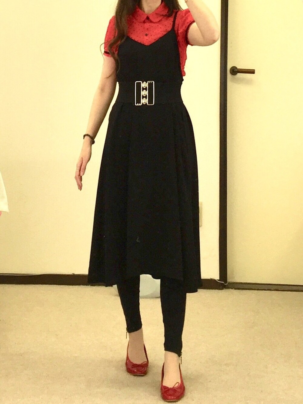 「仕事コーデ、シンプルコーデ、プチプチコーデ、着まわしコーデ」｜「ZARAのアイテム（シャツ/ブラウス、レッド系）」を使った、⍟⑅yasuko⋆*･✠さん（レディース・149cm）の春コーディネートの1枚目の写真