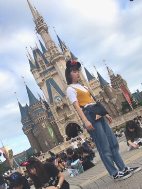 「古着のアイテム（デニムパンツ、ブルー系）」を使った、ほのかさん（レディース・155cm）の夏コーディネート